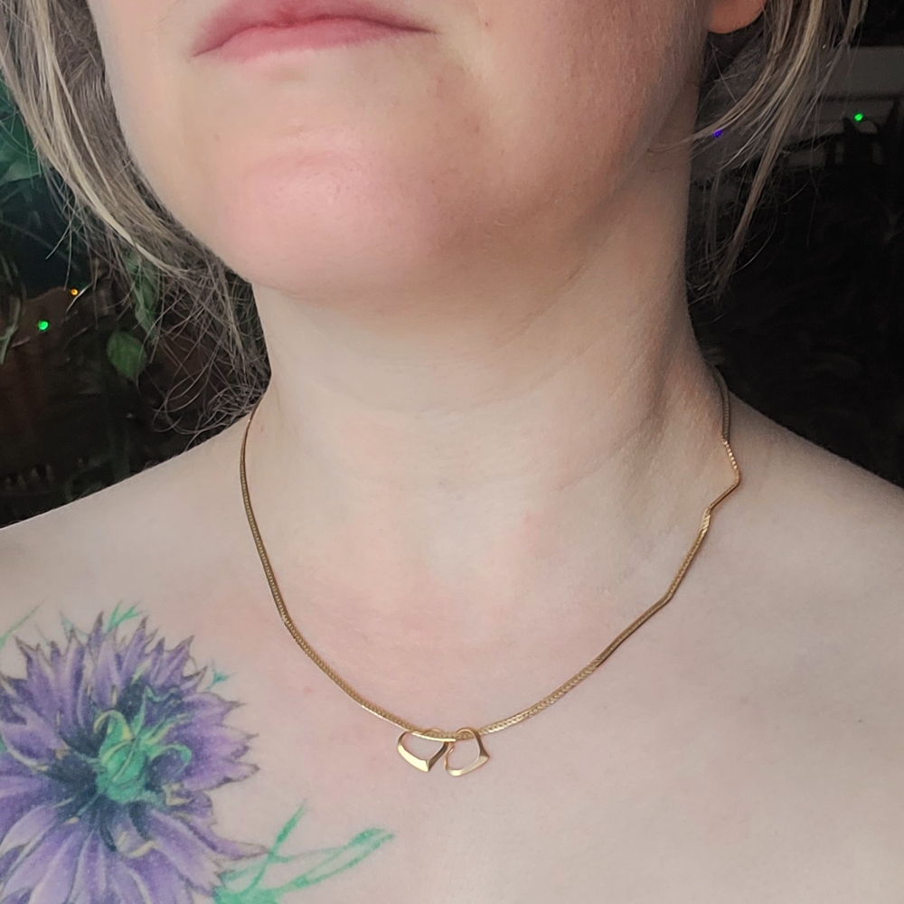 14KElegant Gold Heart Necklace